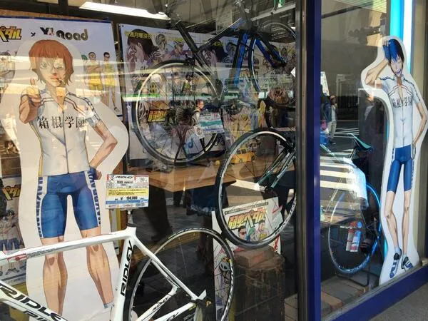 Yowamushi Pedal colabora con una tienda de bicicletas