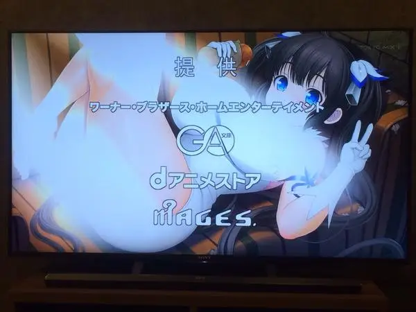 Tsuji Santa, diseñador de Super Sonico, ilustró a Hestia de Danmachi